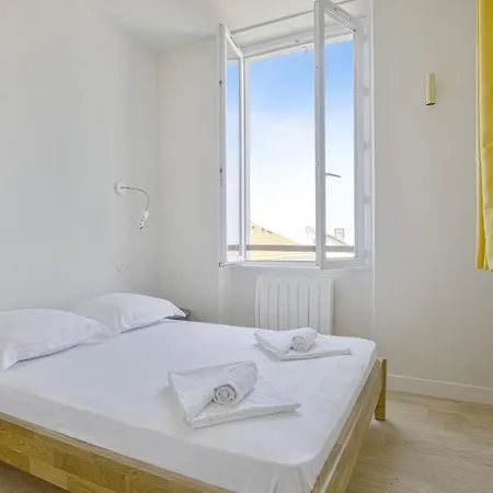 Apartmán Charming 1br Flat With Sea View At The Heart Of - Welkeys